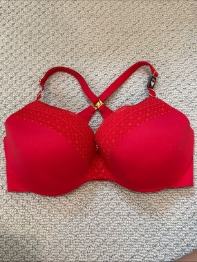 Incredible By Victorias Secret Bra 34D Red Perfect Shape Padded Underwire Lace